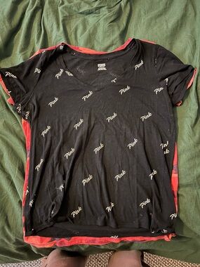 PINK Victoria's Secret Tee